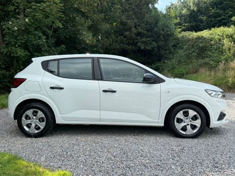 Dacia Sandero 1.0 Sandero Essential White #2