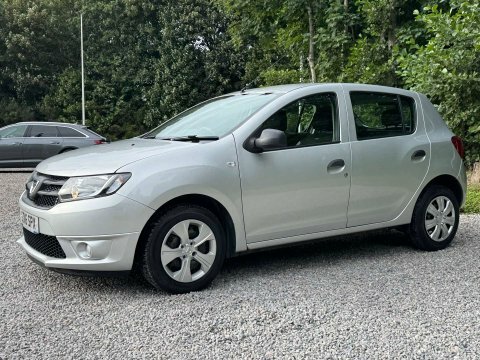 Dacia Sandero 0.9 Tce Laureate Hatchback Euro Red #7