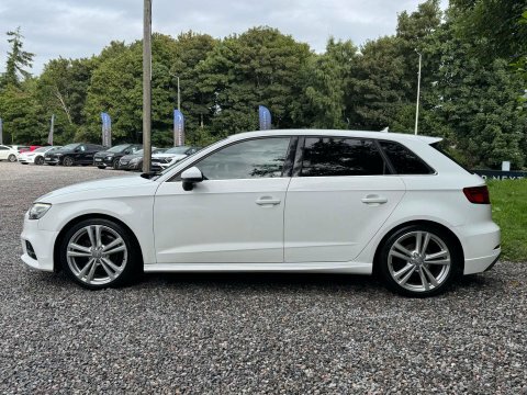 Audi A3 1.5 A3 Sportback White #6