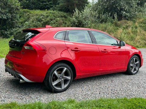 Volvo V40 1.6 V40 R-design Red #3