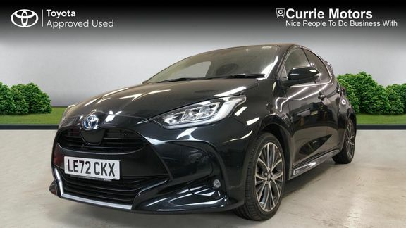 Toyota Yaris Excel Black #3