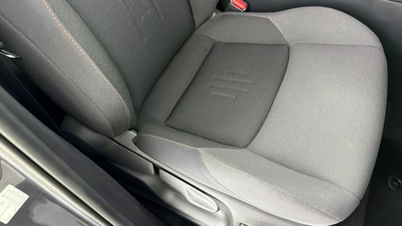 Toyota C-Hr 2.0 Phev Excel Cvt  #16