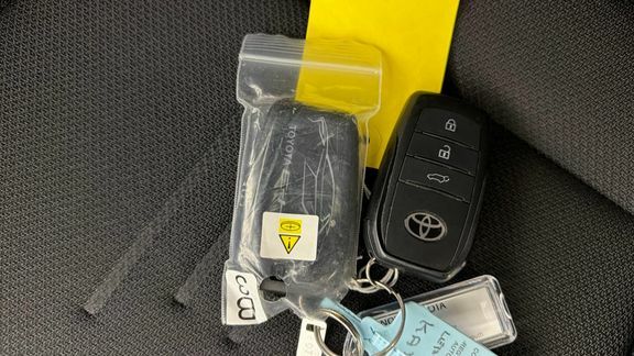 Toyota C-Hr 2.0 Phev Excel Cvt  #26