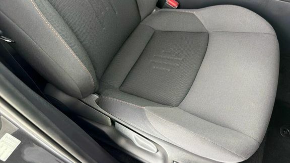 Toyota C-Hr 2.0 Phev Excel Cvt  #47