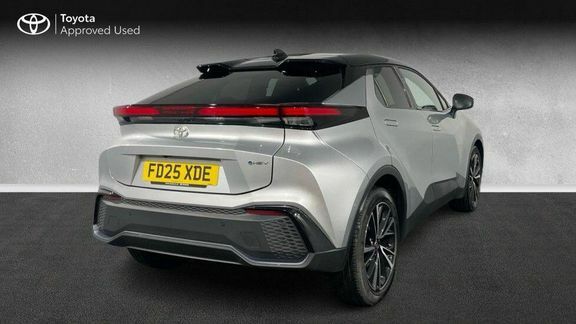 Toyota C-Hr Excel 1.8 Fwd Hv Silver #4