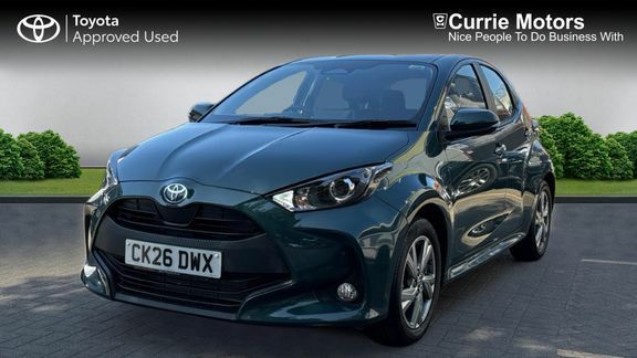 Toyota Yaris Icon Green #3