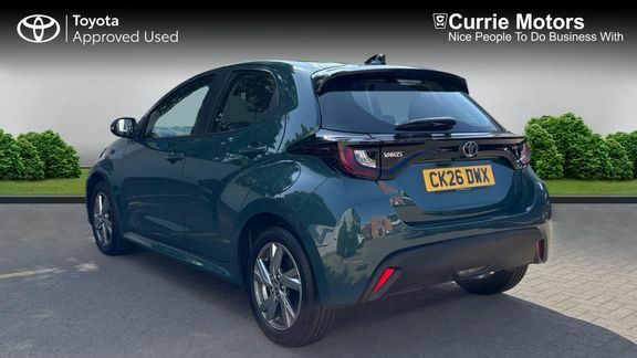 Toyota Yaris Icon Green #4