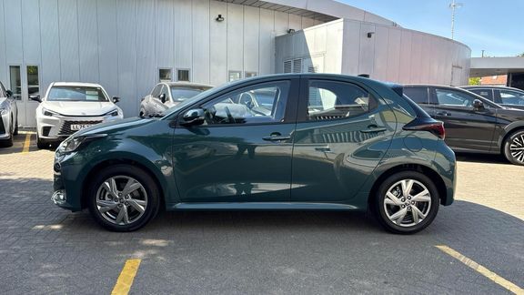 Toyota Yaris Icon Green #24