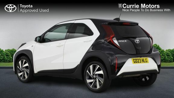 Toyota Aygo X Edge Manual White #4