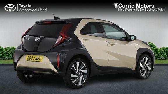 Toyota Aygo X Edge Automatic Beige #2