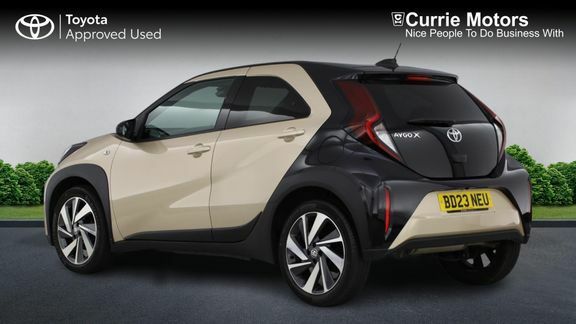 Toyota Aygo X Edge Automatic Beige #4