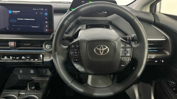 Toyota Prius Design Silver #5