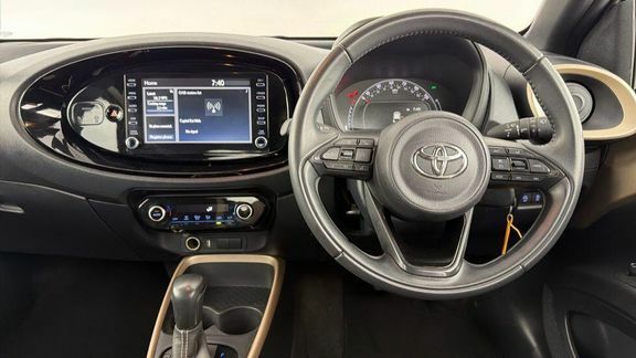 Toyota bZ4X 165Kw Design 73Kwh Hatchback Silver #7
