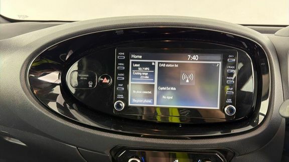 Toyota bZ4X 165Kw Design 73Kwh Hatchback Silver #9