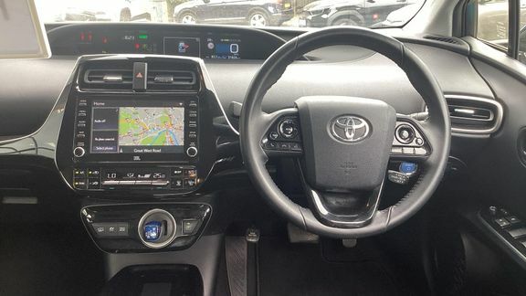 Toyota Prius 1.8 Vvt-h 8.8 Kwh Excel Hatchback Plug- #7
