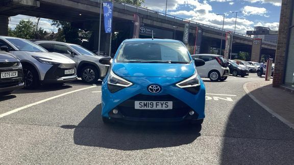 Toyota Aygo X X-trend Vvt-i White #22