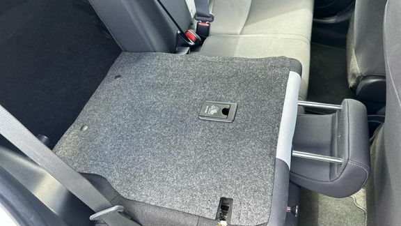 Toyota Yaris 1.5 Vvt-i Icon Tech Red #18