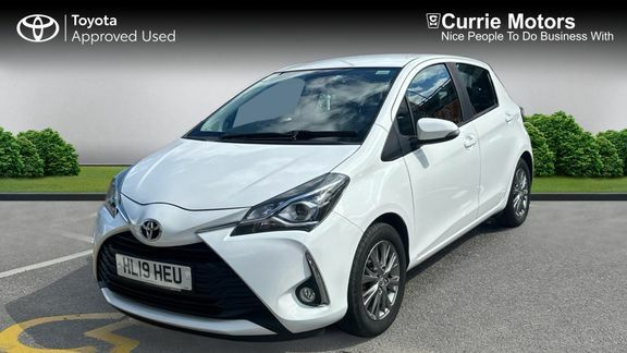 Toyota Yaris 1.5 Vvt-i Icon Tech Red #3