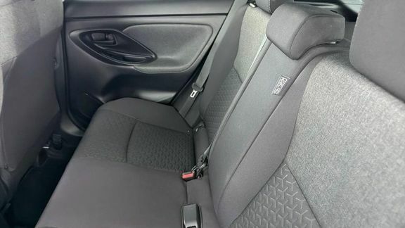 Toyota Yaris Cross Excel Silver #15
