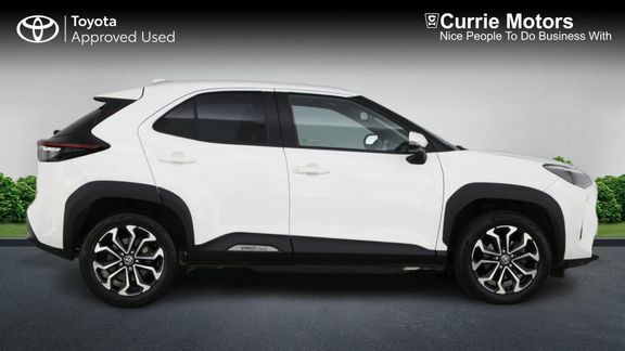 Toyota Yaris Cross Excel Silver #39