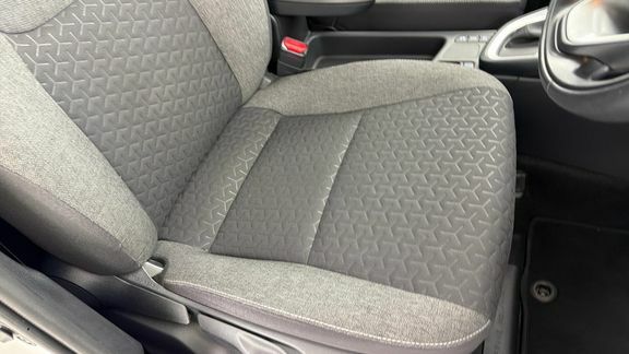 Toyota Yaris Cross Excel Silver #33