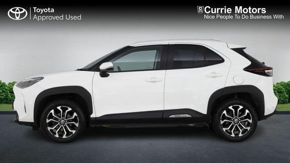 Toyota Yaris Cross Excel Silver #40