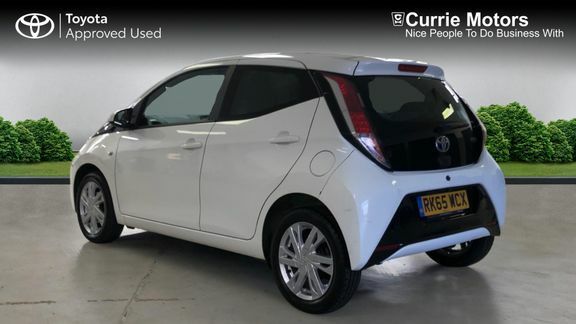Toyota Aygo 1.0 Vvt-i X-pression X-wave X-shift Euro 5 Eur White #4