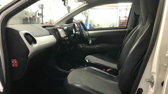Toyota Aygo 1.0 Vvt-i X-pression X-wave X-shift Euro 5 Eur White #5