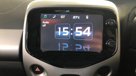 Toyota Aygo X X-play Vvt-i Grey #9