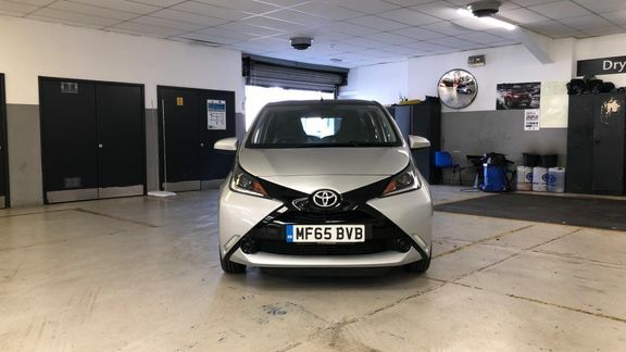 Toyota Aygo X X-play Vvt-i Grey #22
