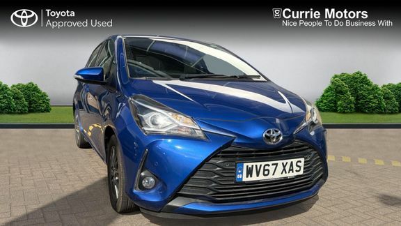 Toyota Yaris 1.5 Icon Tech Blue