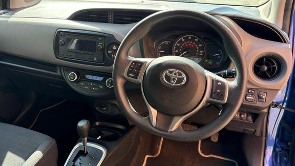 Toyota Yaris 1.5 Vvt-h Excel E-cvt Euro 6 S S Grey #7