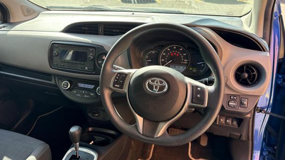 Toyota Yaris 1.5 Vvt-h Excel E-cvt Euro 6 S S Grey #10