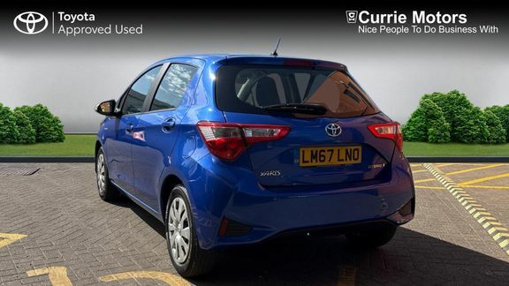 Toyota Yaris Active Hybrid Blue #4