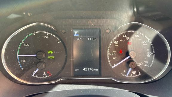 Toyota Yaris 1.0 Vvt-i Icon 5-Dr Red #11