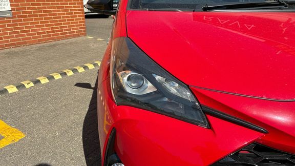 Toyota Yaris 1.0 Vvt-i Icon 5-Dr Red #19