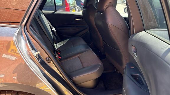 Toyota Corolla 1.8 Hybrid Icon Cvt #8