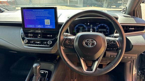 Toyota Corolla 1.8 Hybrid Icon Cvt #10