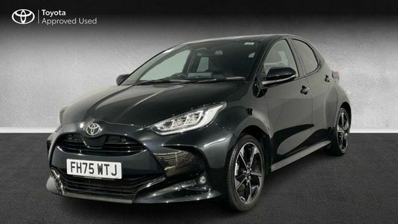 Toyota Yaris Excel Black #3