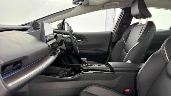 Toyota Prius Excel #5