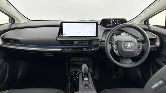 Toyota Prius Excel #6