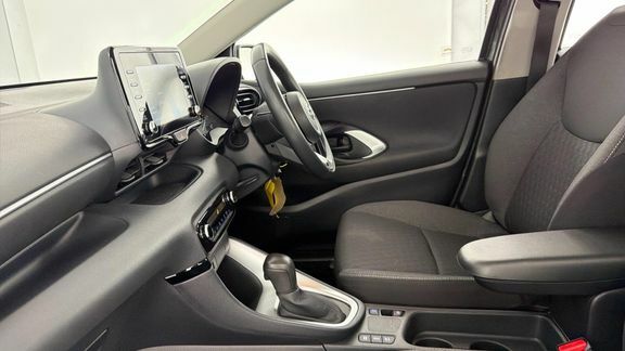 Toyota Yaris Icon Grey #5