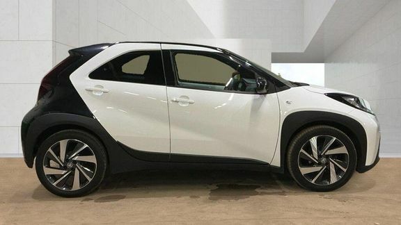 Toyota Aygo X Edge Manual BC23FCO White #5