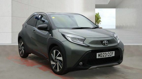 Toyota Aygo X Exclusive Automatic Green