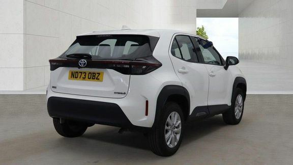 Toyota Yaris Cross 1.5 Vvt-h Icon E-cvt Euro 6 Ss White #4