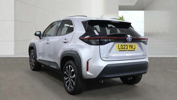 Toyota Yaris Cross Design Fwd Silver #2