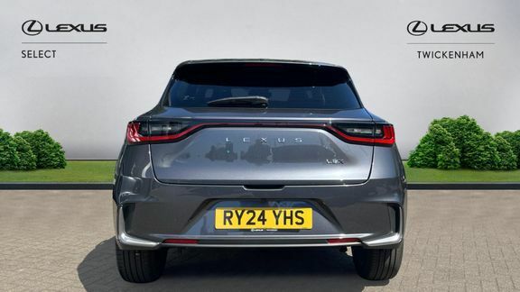 Lexus LBX Premium Plus Black Interior Grey #5