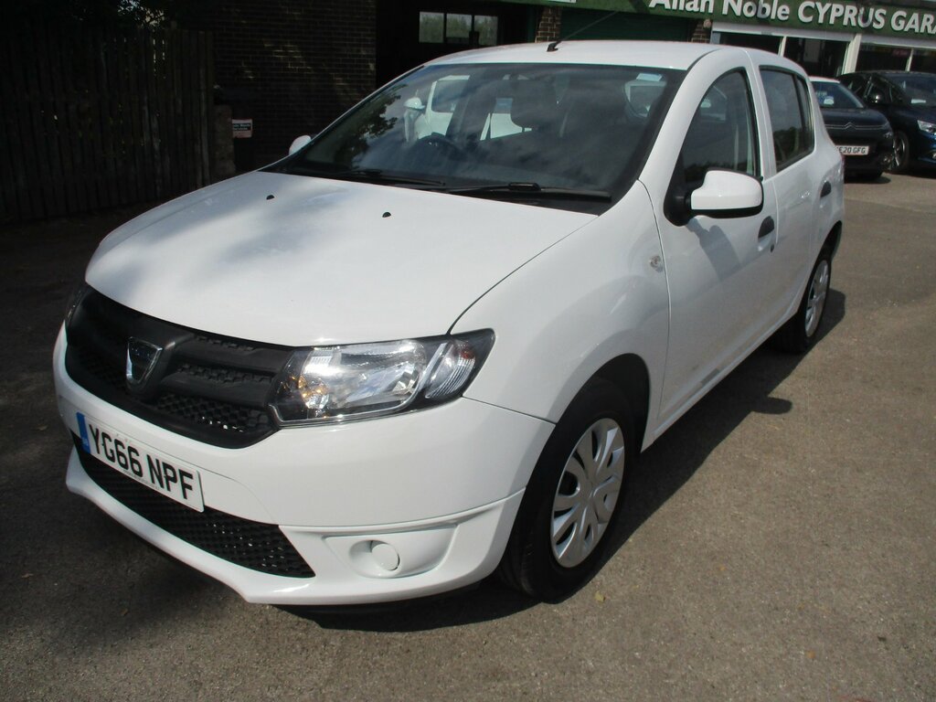 Dacia Sandero 1.2 Ambiance Hatchback Euro 6 7 White