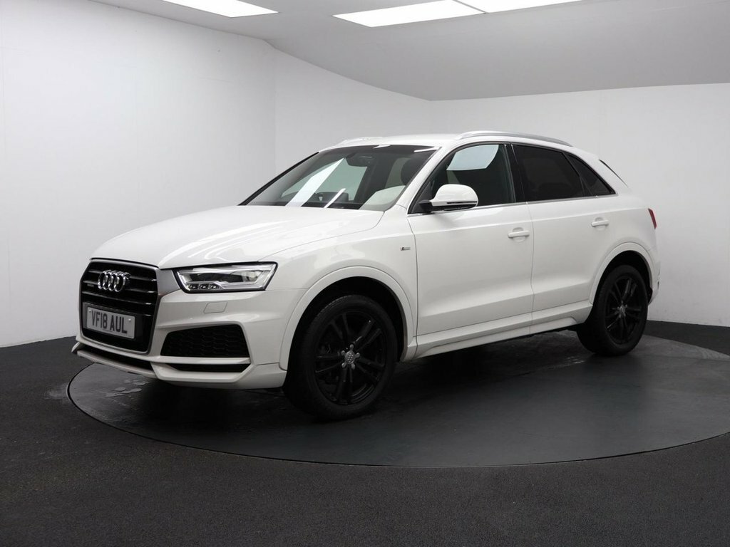 Audi Q3 2L S Line Edition VF18AUL White #5