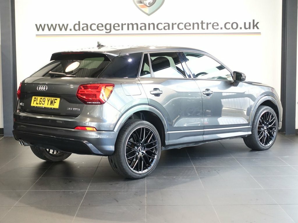 Audi Q2 1.5L Black Edition Grey #5